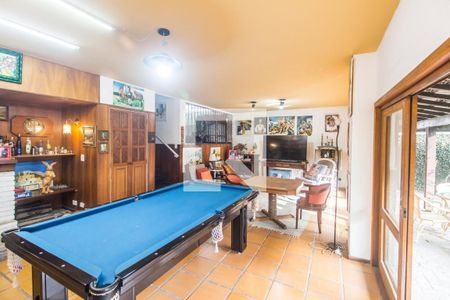 Sala de casa de condomínio à venda com 3 quartos, 250m² em Residencial Tres (alphaville), Santana de Parnaíba