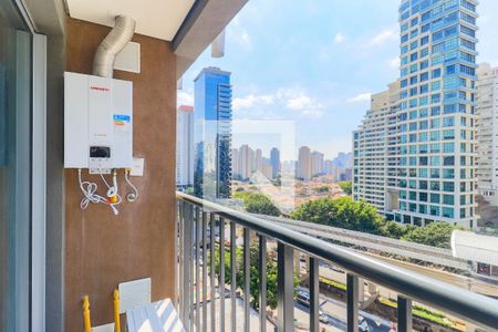 Varanda de kitnet/studio à venda com 1 quarto, 30m² em Vila Cordeiro, São Paulo