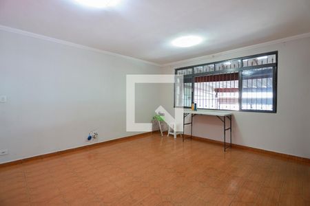 Sala de casa à venda com 3 quartos, 132m² em Vila Dionisia, São Paulo