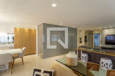 Sala de apartamento à venda com 3 quartos, 247m² em Jardim Luzitania, São Paulo