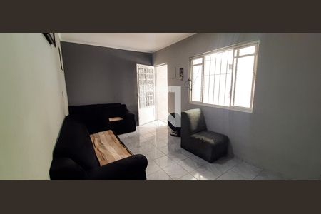 Sala de casa à venda com 2 quartos, 125m² em Santo Antônio, Osasco