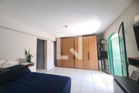 Suíte de casa à venda com 3 quartos, 151m² em Conjunto Residencial Sitio Oratorio, São Paulo