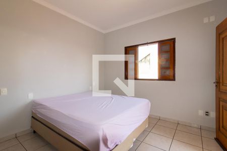 Suíte de casa à venda com 4 quartos, 355m² em Parque Industrial, Campinas