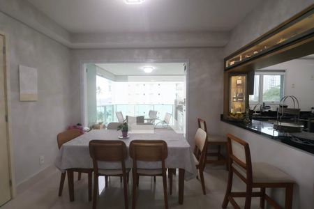 Sala de apartamento para alugar com 3 quartos, 110m² em Jardim Tejereba, Guarujá