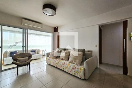 Sala de apartamento para alugar com 3 quartos, 145m² em Jardim das Conchas, Guarujá