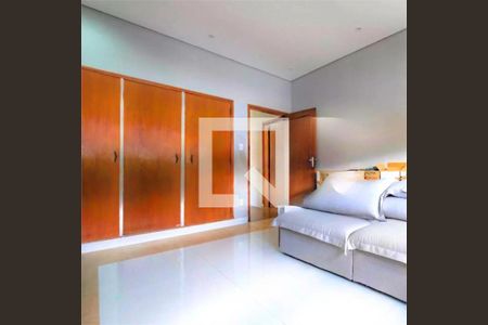 Casa para alugar com 4 quartos, 300m² em Jardim das Bandeiras, São Paulo