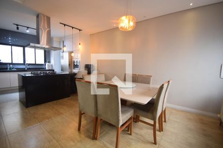 Sala de Jantar de casa para alugar com 4 quartos, 237m² em Penha de França, São Paulo