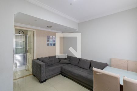 Sala de casa de condomínio à venda com 2 quartos, 72m² em Parada Xv de Novembro, São Paulo