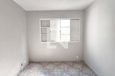Quarto 2 de apartamento à venda com 3 quartos, 74m² em Vila Marieta, Campinas