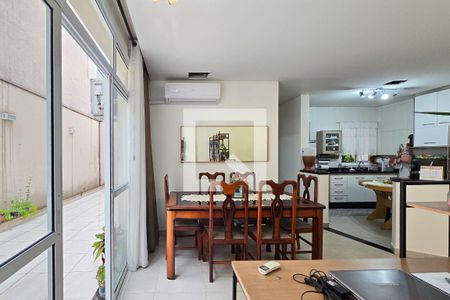 Sala de apartamento à venda com 2 quartos, 105m² em Bairro dos Casa, São Bernardo do Campo
