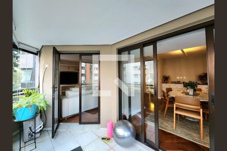 Varanda de apartamento à venda com 2 quartos, 150m² em Jardim Europa, São Paulo