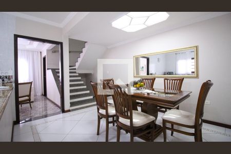Sala de Jantar de casa à venda com 3 quartos, 218m² em Vila Ivg, São Paulo