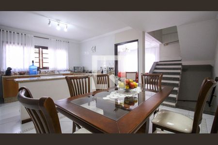 Sala de Jantar de casa à venda com 3 quartos, 218m² em Vila Ivg, São Paulo