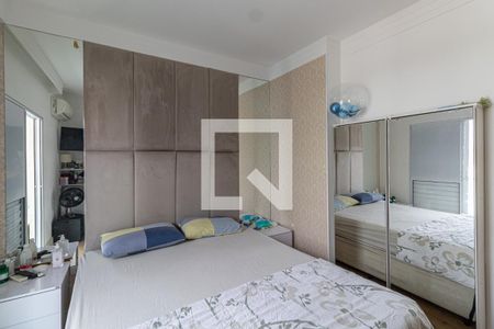 Suíte 1 de casa de condomínio à venda com 2 quartos, 70m² em Vila Dalila, São Paulo