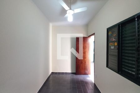 Quarto 2 de casa para alugar com 3 quartos, 200m² em Vila Anhanguera, Campinas