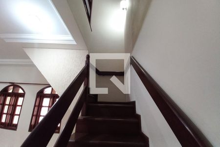 Escada de casa à venda com 3 quartos, 300m² em Cidade Satélite Íris, Campinas