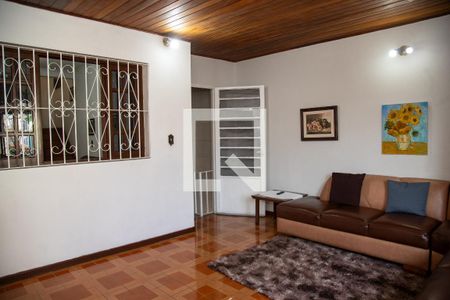 Sala 1 de casa para alugar com 3 quartos, 150m² em Jardim Aeroporto, São Paulo