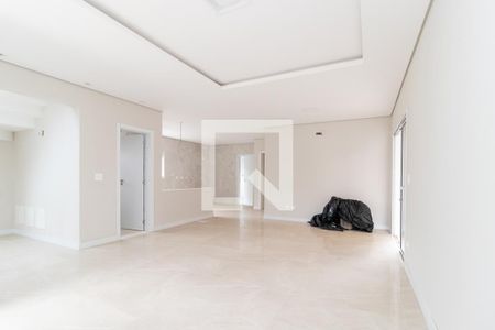 Sala de casa para alugar com 4 quartos, 400m² em Xaxim, Curitiba