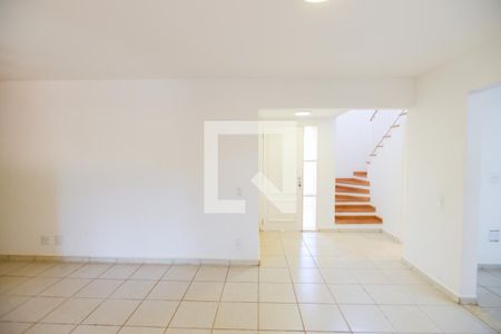 Sala 1 de casa para alugar com 2 quartos, 140m² em Subsetor Sul - 7 (s-7), Ribeirão Preto