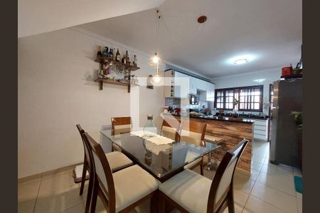 Sala de Jantar de casa à venda com 3 quartos, 147m² em Vila Marari, São Paulo