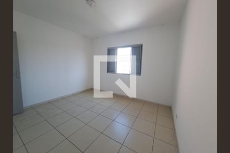 Quarto de casa para alugar com 4 quartos, 196m² em Bonfim, Osasco