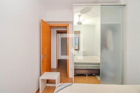 Quarto 1 de apartamento à venda com 4 quartos, 113m² em Jardim Lindóia, Porto Alegre