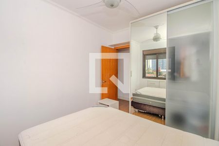 Quarto 1 de apartamento à venda com 4 quartos, 113m² em Jardim Lindóia, Porto Alegre
