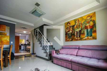 Sala de casa à venda com 3 quartos, 110m² em Vila Pereira Cerca, São Paulo