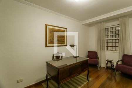 Escritório de casa à venda com 3 quartos, 300m² em Jardim Europa, São Paulo