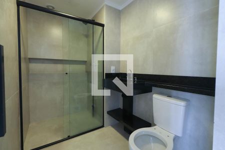 Banheiro de kitnet/studio para alugar com 1 quarto, 27m² em Vila Aricanduva, São Paulo