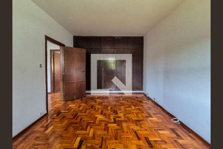 Quarto 1 de casa para alugar com 6 quartos, 600m² em Caxingui, São Paulo