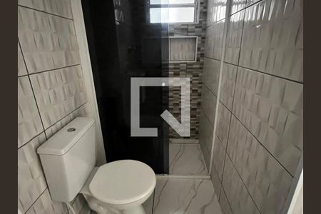 Banheiro de apartamento à venda com 2 quartos, 43m² em Parque Santa Rita, São Paulo