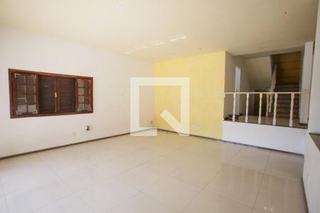Sala de casa de condomínio para alugar com 7 quartos, 510m² em Anil, Rio de Janeiro