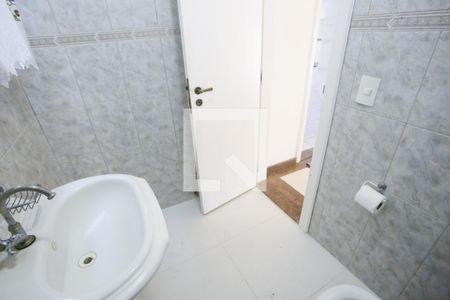 Lavabo de casa de condomínio para alugar com 7 quartos, 510m² em Anil, Rio de Janeiro