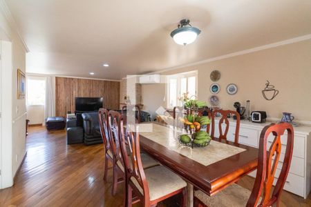 Sala de casa à venda com 4 quartos, 310m² em Rio Pequeno, São Paulo