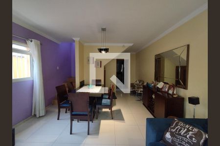 Sala de casa à venda com 3 quartos, 171m² em Vila Brasilina, São Paulo