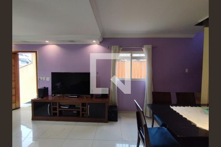 Sala de casa à venda com 3 quartos, 171m² em Vila Brasilina, São Paulo