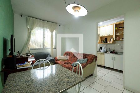 Sala de apartamento à venda com 2 quartos, 64m² em Jardim Sabará, Porto Alegre