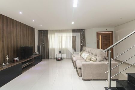 Sala de casa à venda com 4 quartos, 320m² em Vila Nova Savoia, São Paulo