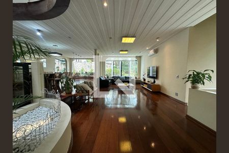 Sala de casa à venda com 4 quartos, 700m² em Alphaville Residencial Dois, Barueri