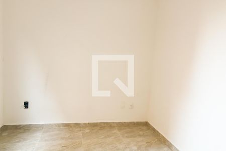 Quarto 2 de apartamento para alugar com 2 quartos, 45m² em Del Castilho, Rio de Janeiro