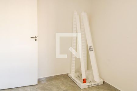 Quarto 1 de apartamento para alugar com 2 quartos, 45m² em Del Castilho, Rio de Janeiro