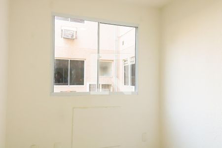 Quarto 1 de apartamento para alugar com 2 quartos, 45m² em Del Castilho, Rio de Janeiro