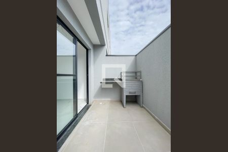 Varanda Gourmet de casa de condomínio à venda com 2 quartos, 68m² em Vila Osasco, Osasco