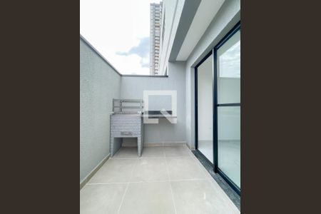 Varanda de casa de condomínio à venda com 2 quartos, 67m² em Vila Osasco, Osasco