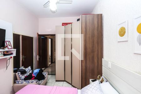 Suíte de casa à venda com 3 quartos, 190m² em Jardim Vergueiro, São Paulo