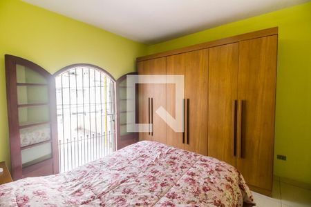 Quarto 1 de casa à venda com 3 quartos, 150m² em Jardim Tupanci, Barueri