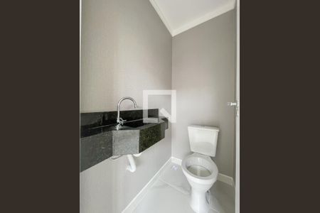 Lavabo de casa de condomínio à venda com 2 quartos, 67m² em Vila Osasco, Osasco