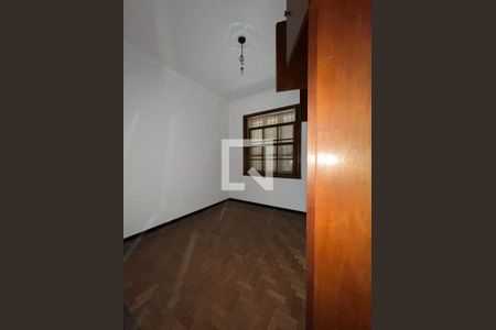 Quarto de casa para alugar com 4 quartos, 360m² em Barro Preto, Belo Horizonte