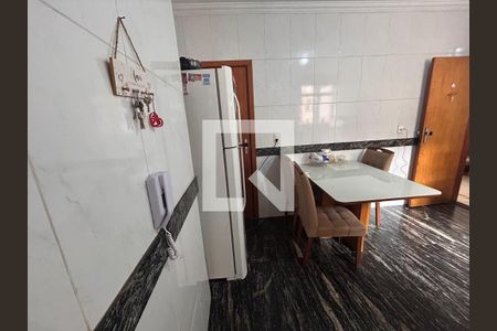 Apartamento para alugar com 4 quartos, 220m² em Nova Floresta, Belo Horizonte